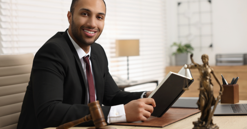 Empleos en bufete de abogados: guía completa para trabajar en un despacho jurídico